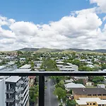 Brandnew Spacious And Stunning 1Bed Apartment
